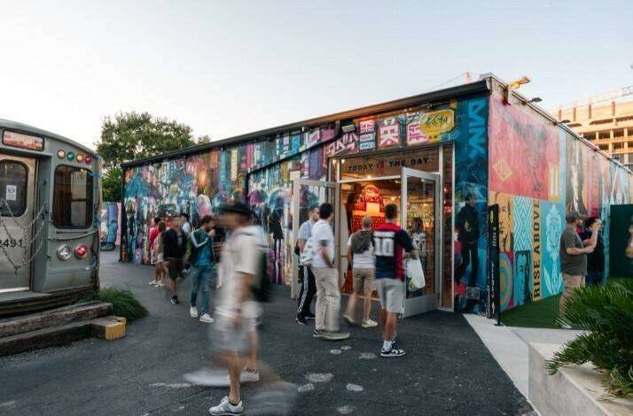 wynwoodwallsartbar4_1__L